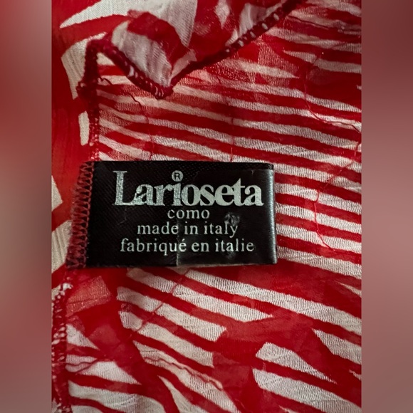 🇮🇹🎉Fun Textured Larioseta Oblong Scarf — Red & White | 9”W x 62”L - Picture 5 of 16